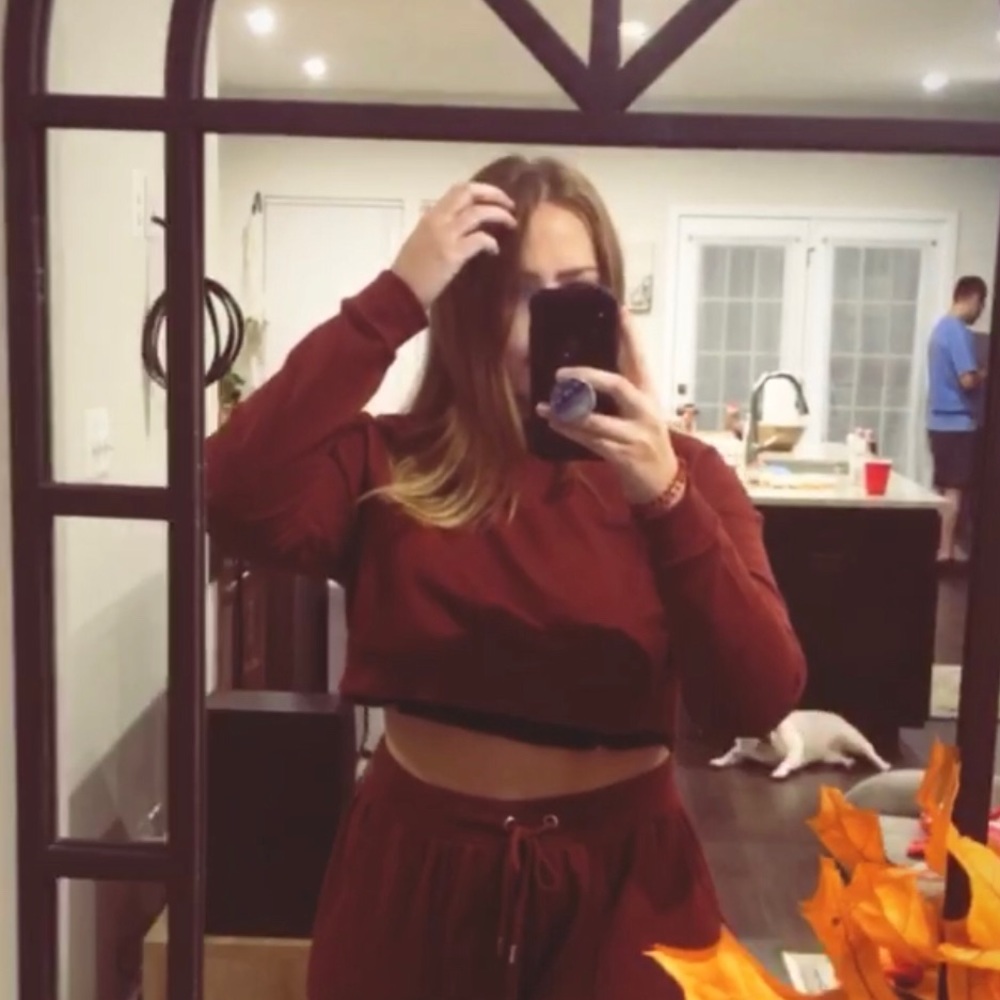 SIZE L CROP SWEATSHIRT